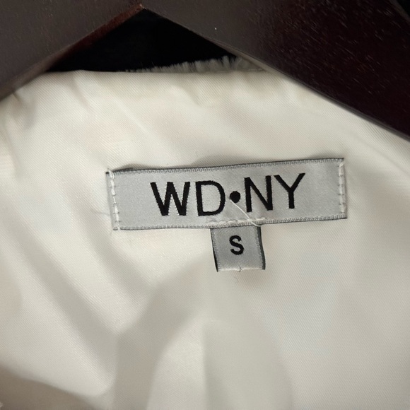 WD.NY Ivory Faux Fur Cropped Pea Coat for Kids - Picture 4 of 4